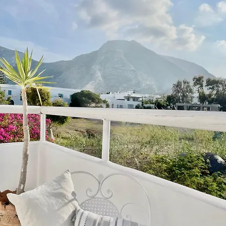 Maina 3* Kamari (Santorini)