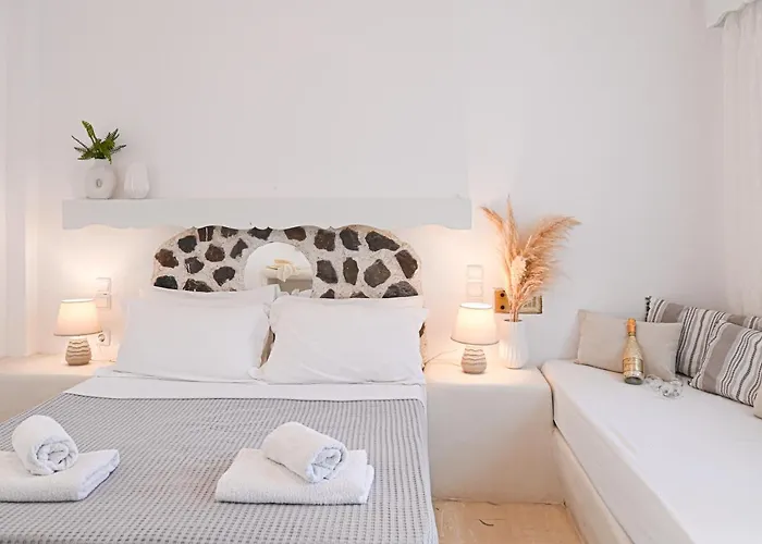 Aparthotel Maina Kamári