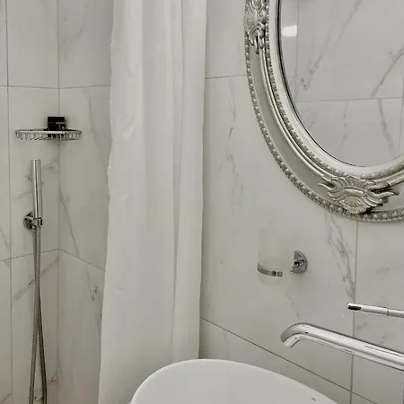 Maina Hotel apartamentowy