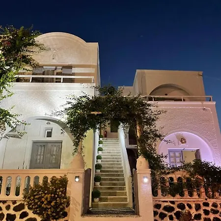 Maina Hotel apartamentowy Kamári