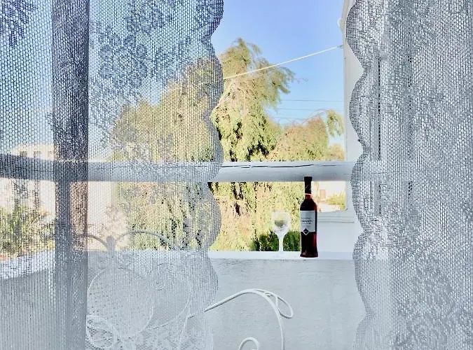 Maina Appart hôtel Kamári